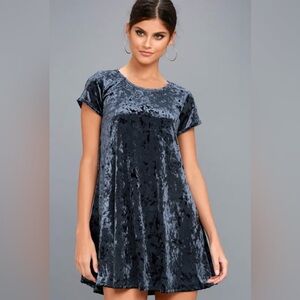 Z Supply Selina Crushed Velvet Midi Dress in Abyss